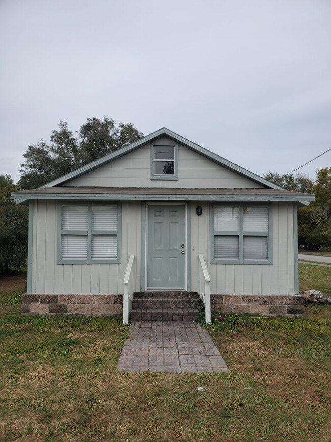 property at 821 Kaley Ave