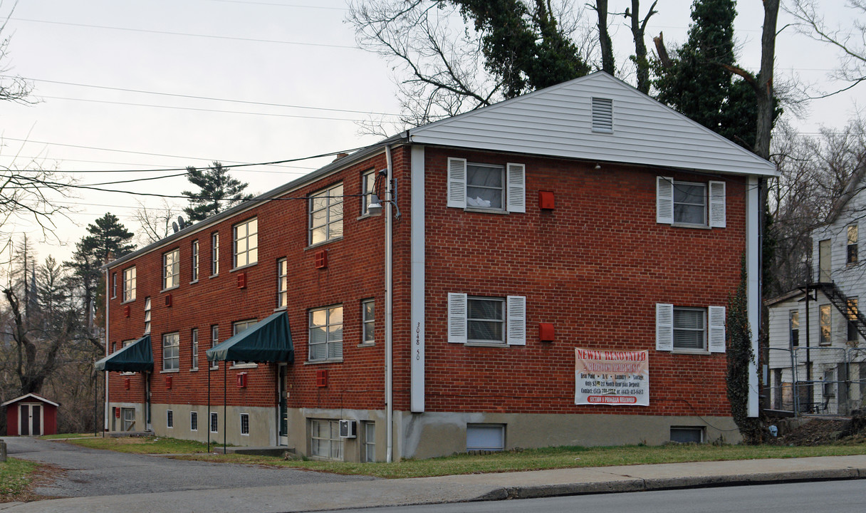 3048-3050 Gilbert Ave in Cincinnati, OH - Building Photo