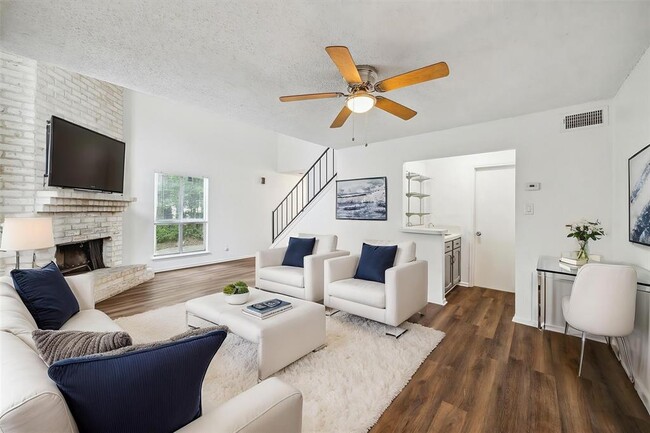 property at 5779 Easthampton Dr