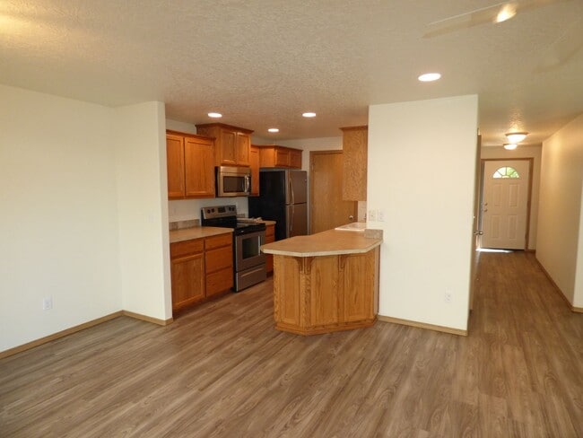 property at 640-642 Broad St S