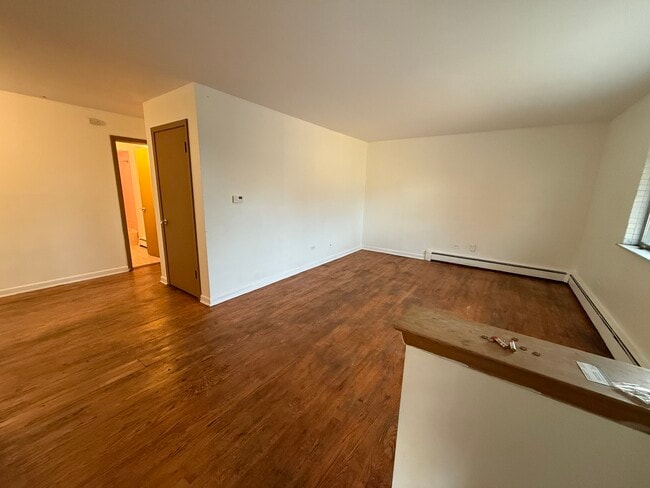 558 N Ardmore Ave in Villa Park, IL - Building Photo - Building Photo