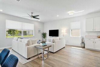 13404 Brotherhood Wy in Delray Beach, FL - Building Photo - Building Photo