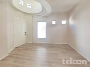 7731 S 45th Ln, Unit 38 in Phoenix, AZ - Building Photo - Building Photo