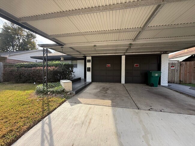 510 Witter St in Pasadena, TX - Foto de edificio - Building Photo