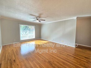 910 Holly Dr in Gastonia, NC - Building Photo - Building Photo