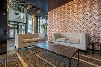 Solar Uniquartier – Lumeo Appartements in Brossard, QC - Building Photo - Interior Photo