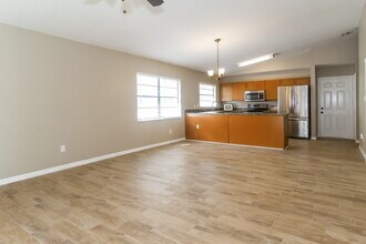 1345 Bridlebrook Dr in Casselberry, FL - Building Photo - Building Photo