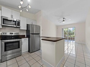 20875 Grouper Dr in Cutler Bay, FL - Building Photo - Building Photo
