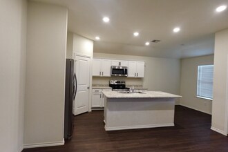 3625 Cody Ln in Denton, TX - Building Photo - Building Photo
