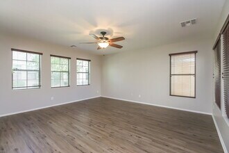 3535 S Posse Trail in Gilbert, AZ - Building Photo - Building Photo