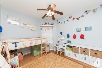 1030 W Byron St in Chicago, IL - Building Photo - Building Photo