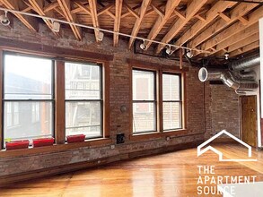 934 W Roscoe St in Chicago, IL - Building Photo - Building Photo