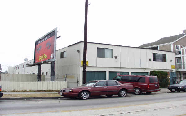 1614 Cherry Ave in Long Beach, CA - Building Photo - Building Photo