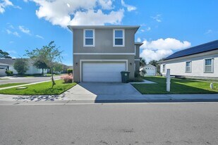 3351 Liberty Square Way in Fort Pierce, FL - Building Photo