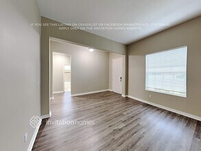 1828 Henley St in St. Cloud, FL - Foto de edificio - Building Photo