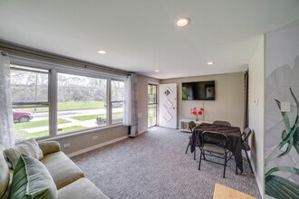 544 E 92nd Pl in Chicago, IL - Building Photo - Building Photo