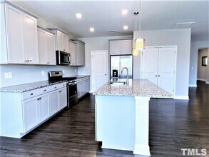 4046 Reunion Creek Pkwy in Apex, NC - Building Photo - Building Photo