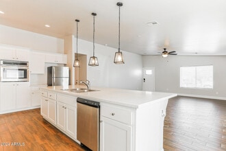 807 W Buist Ave in Phoenix, AZ - Building Photo - Building Photo