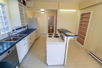 1212 S Oak St in Spokane, WA - Building Photo - Building Photo