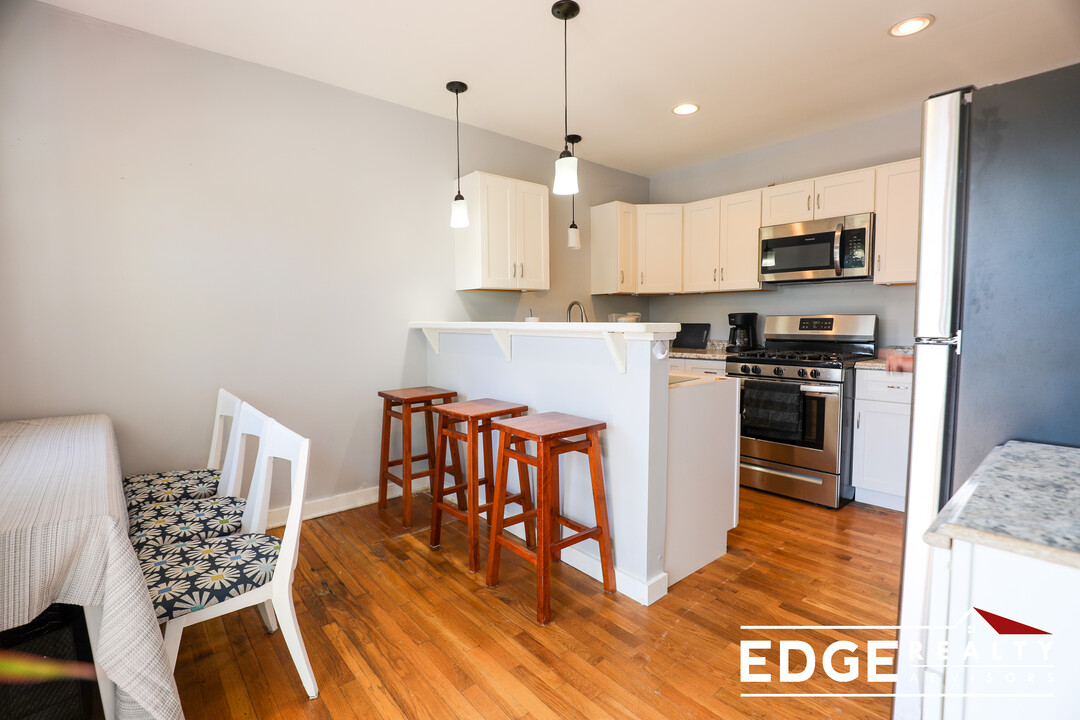 29 Easton St, Unit 2 in Boston, MA - Foto de edificio