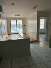 387 Avenue C in Bayonne, NJ - Foto de edificio - Building Photo