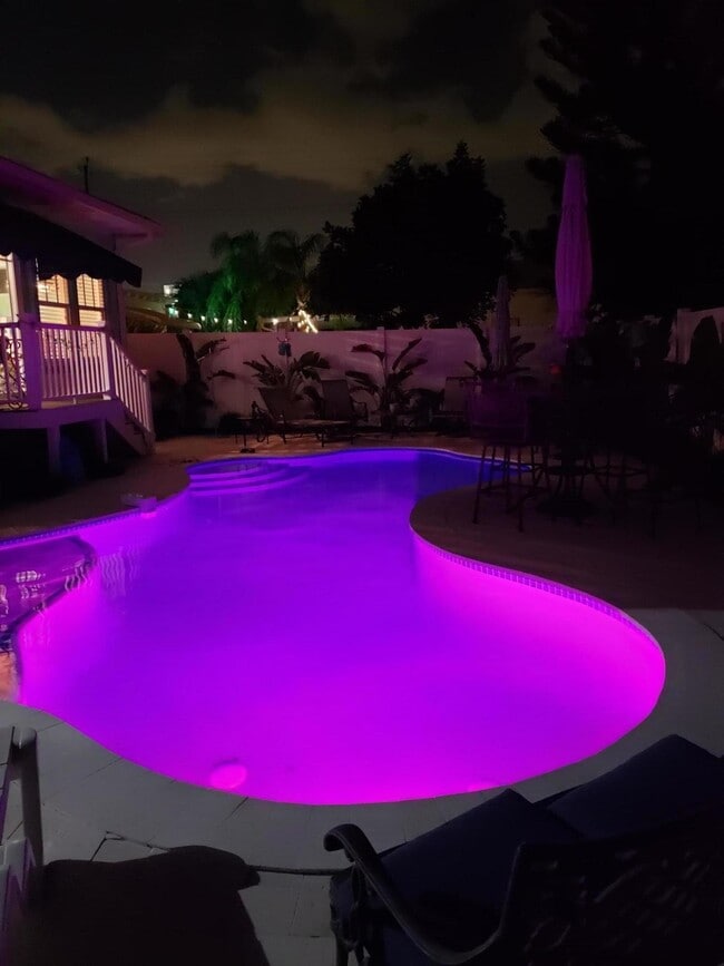 110 S Palmway in Lake Worth Beach, FL - Building Photo - Building Photo