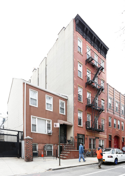 326 Sackett Street in Brooklyn, NY - Foto de edificio