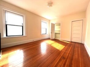 5 Glen Rd, Unit 2 in Boston, MA - Building Photo - Building Photo