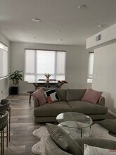 1470 Nightshade Rd, Unit #20 nightshade in Milpitas, CA - Foto de edificio - Building Photo