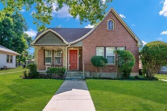 2619 S Adams St in Fort Worth, TX - Building Photo - Building Photo