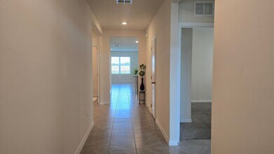 1372 Sugarwood St in Davenport, FL - Building Photo - Building Photo