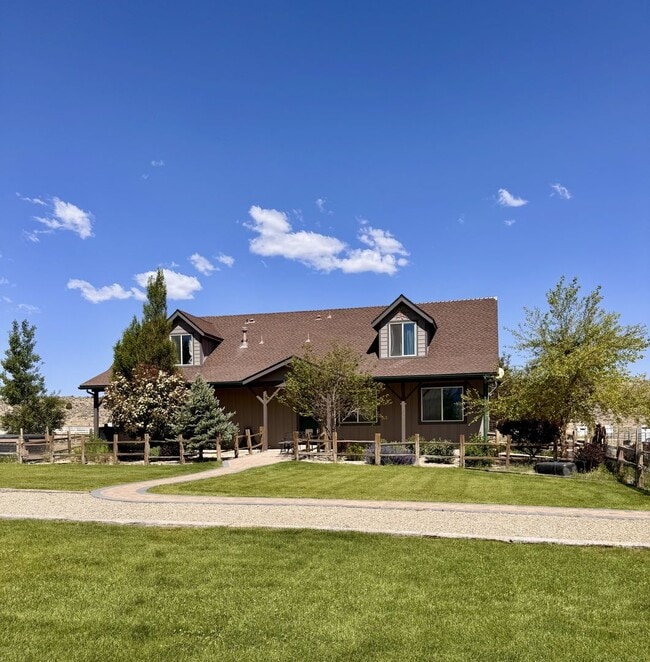 property at 2185 Quail Valley Ln