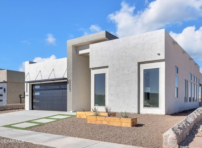 12741 Persistence Ave in El Paso, TX - Foto de edificio - Building Photo