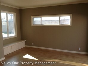 117 E Fairmont Ave in Modesto, CA - Building Photo - Building Photo