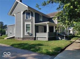 617 W Franklin St in Shelbyville, IN - Building Photo