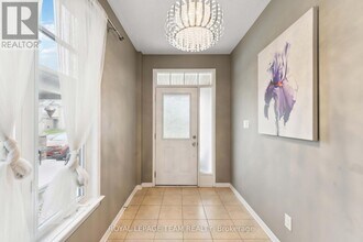 52 Tapadero Ave in Ottawa, ON - Building Photo - Building Photo