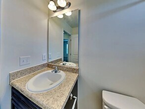 425 McCarthy Dr in Clayton, NC - Building Photo - Building Photo