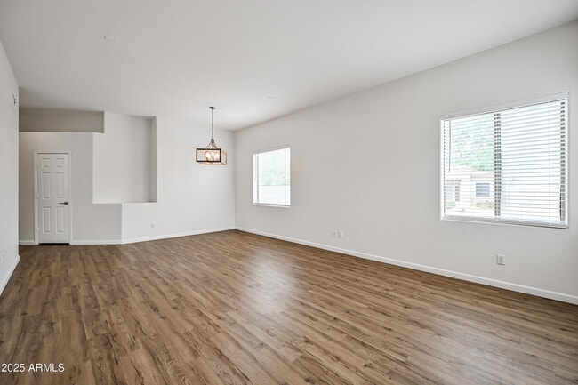 6397 W Blackhawk Dr in Glendale, AZ - Building Photo - Building Photo