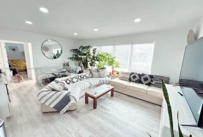 property at 316 Surfside Blvd