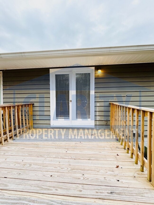 3005 Adkisson Dr in Cleveland, TN - Building Photo - Building Photo