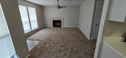 8117 Foxfire Ln in White Settlement, TX - Building Photo - Building Photo