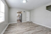 831 Stewart Ave photo'