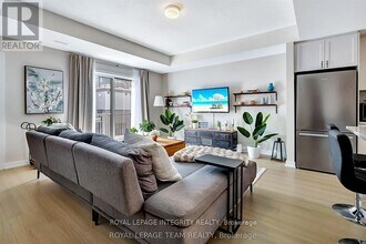 241 David Lewis Private in Ottawa, ON - Building Photo - Building Photo