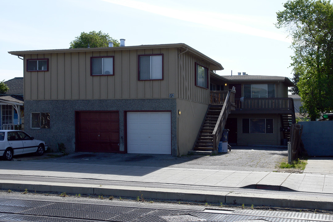 512 Chestnut St in Redwood City, CA - Building Photo