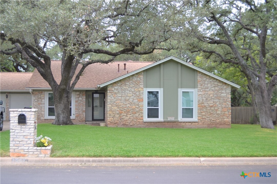 1602 Wood Rock Dr in Round Rock, TX - Building Photo