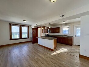 7003 Linden Ave in Baltimore, MD - Building Photo - Building Photo