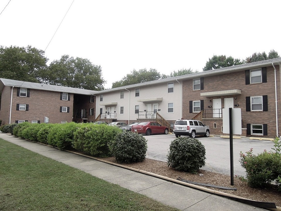 727 West Governor Apartments in Springfield, IL - Building Photo