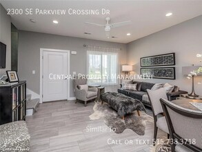 2300 SE Parkview Crossing Dr in Waukee, IA - Building Photo - Building Photo
