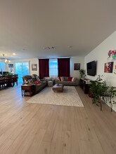 5700 Knight Rd in Cotati, CA - Foto de edificio - Building Photo