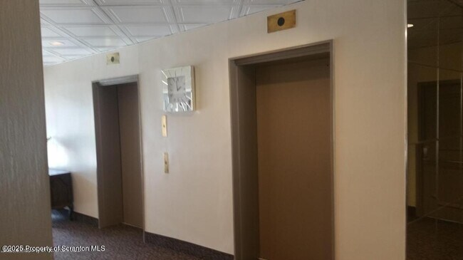 220 Linden St in Scranton, PA - Building Photo - Building Photo